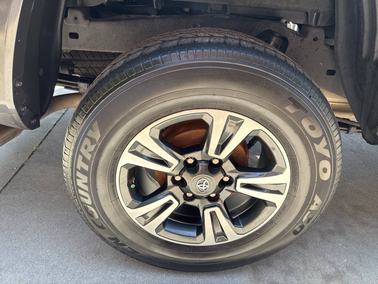 Used 2019 Toyota Tacoma TRD Sport AWD/4WD image 26