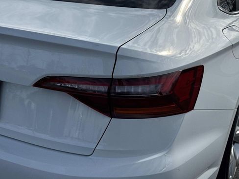 Used 2020 Volkswagen Jetta SE w/ SE Cold Weather Package image 12