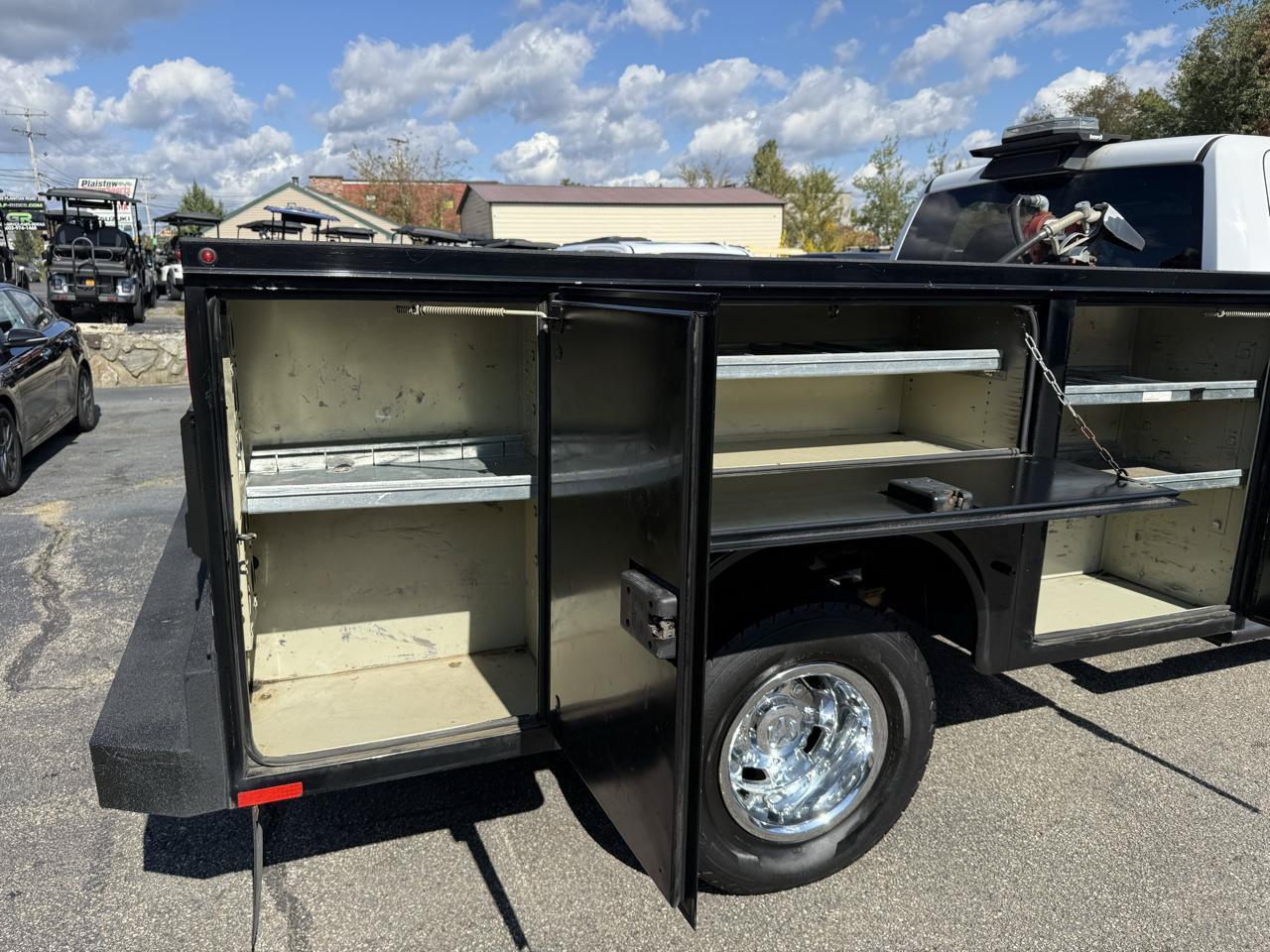 Used 2021 RAM 3500 Tradesman w/ Chrome Appearance Group AWD/4WD image 23