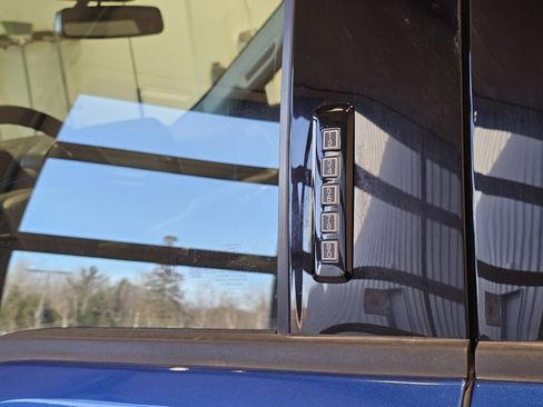 Used 2022 Ford F150 XLT w/ Equipment Group 302A High image 13