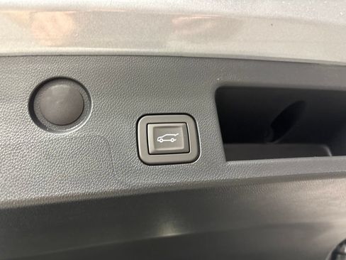 New 2027 GMC Terrain Elevation w/ Elevation Premium Package FWD image 23