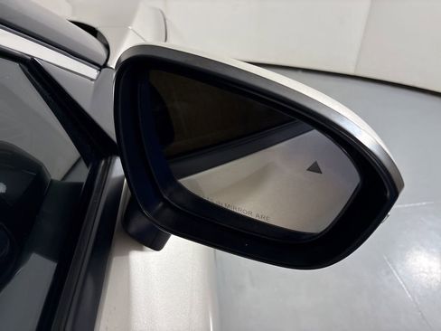 Used 2021 Nissan Rogue SL FWD image 14