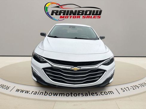 Used 2023 Chevrolet Malibu LS image 2