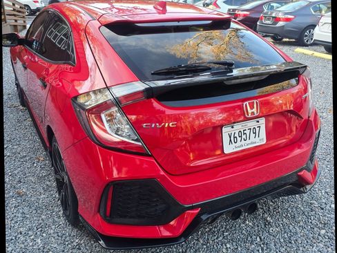 Used 2018 Honda Civic Sport image 9