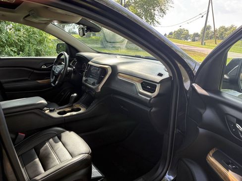 Used 2017 GMC Acadia Denali AWD/4WD image 37