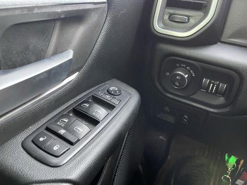 Used 2019 RAM 1500 Big Horn image 15