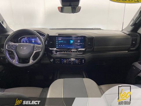 Used 2026 Chevrolet Silverado 2500 ZR2 AWD/4WD image 18