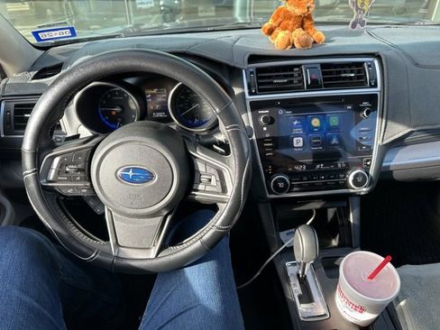 Used 2018 Subaru Outback 2.5i Premium image 16