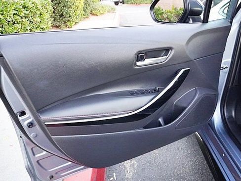 Used 2025 Toyota Corolla XSE image 22