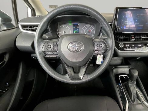 Used 2024 Toyota Corolla LE FWD image 9