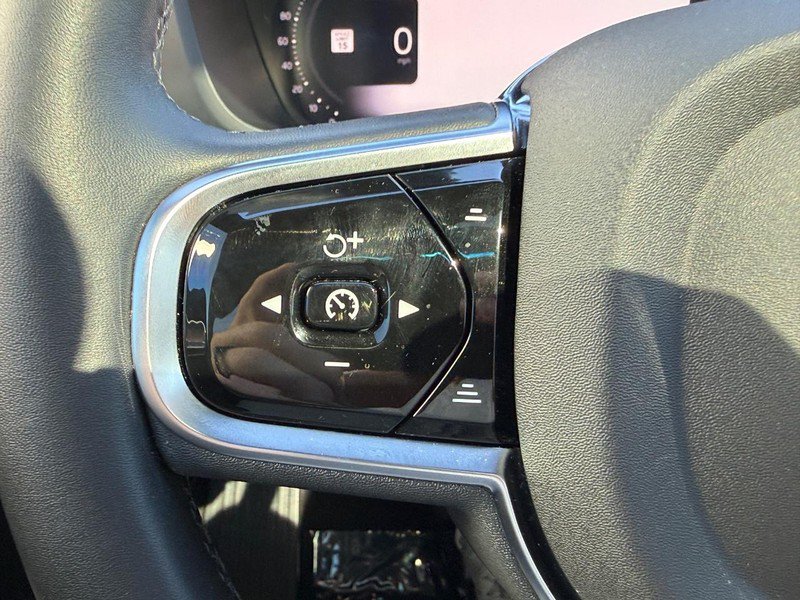 Used 2024 Volvo XC60 T8 Ultimate w/ Climate Package AWD/4WD image 19