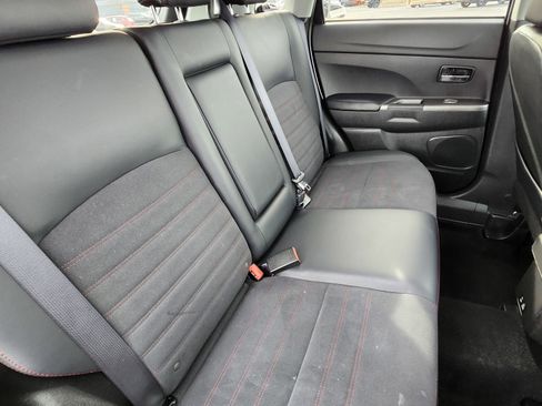 Used 2024 Mitsubishi Outlander Sport AWD image 20