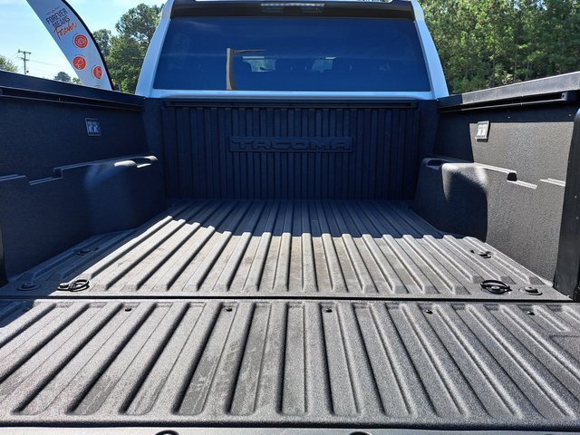 Used 2025 Toyota Tacoma SR w/ SR Upgrade Package RWD image 28