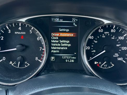 Used 2016 Nissan Rogue SV w/ SV Premium Package AWD/4WD image 23