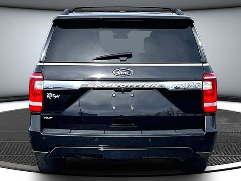 Used 2021 Ford Expedition Max XLT image 5