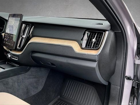 Used 2026 Volvo XC60 B5 Plus w/ Climate Package image 26