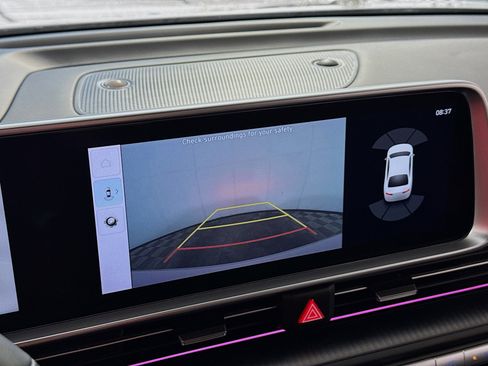 Used 2023 Hyundai Ioniq 6 SEL image 3