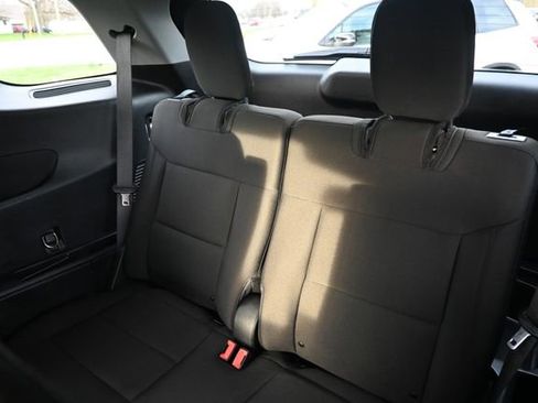 Used 2020 Ford Explorer XLT w/ Comfort Package AWD/4WD image 26