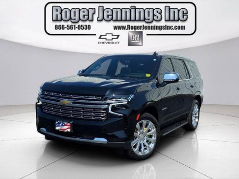 Used 2021 Chevrolet Tahoe Premier w/ Premium Package AWD/4WD image 1