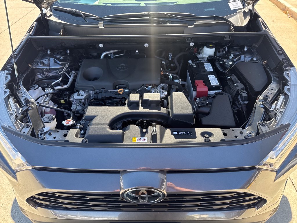 Certified 2025 Toyota RAV4 LE AWD/4WD image 21