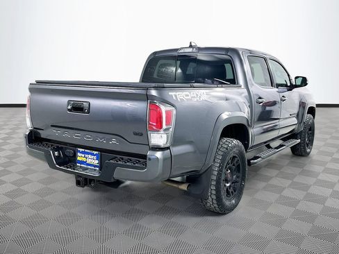 Used 2022 Toyota Tacoma TRD Sport w/ Technology Package AWD/4WD image 7