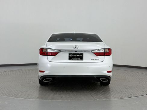 Used 2016 Lexus ES 350 w/ Premium Package w/Wood Trim FWD image 10