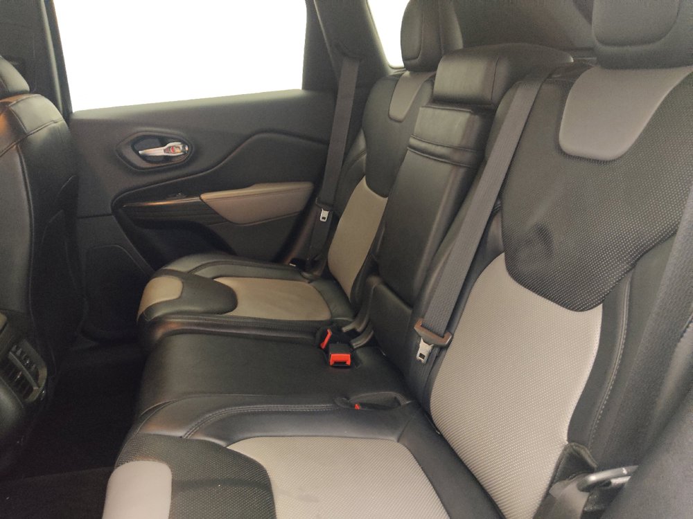 Used 2014 Jeep Cherokee Limited w/ Luxury Group FWD image 18