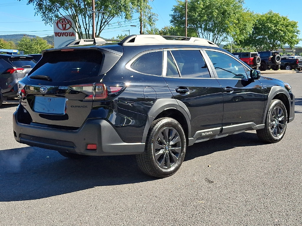 Used 2024 Subaru Outback Onyx Edition AWD/4WD image 8