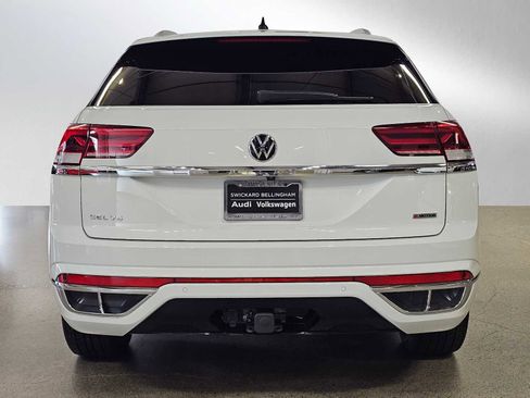Used 2022 Volkswagen Atlas Cross Sport SEL R-Line AWD/4WD image 4