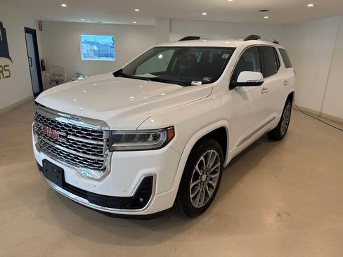 Used 2023 GMC Acadia Denali image 1