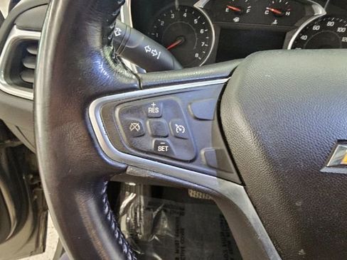 Used 2018 Chevrolet Equinox LT w/ Sun & Infotainment Package image 10