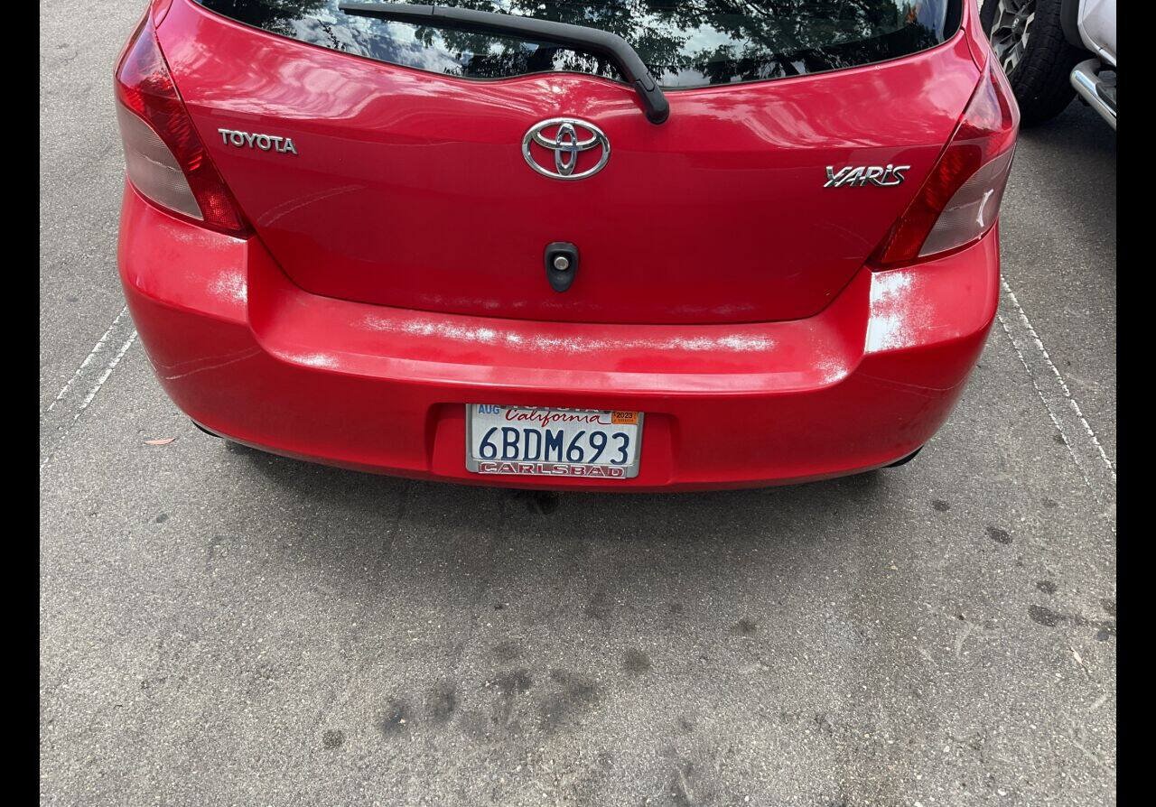 Used 2007 Toyota Yaris 2-Door Hatchback FWD image 5