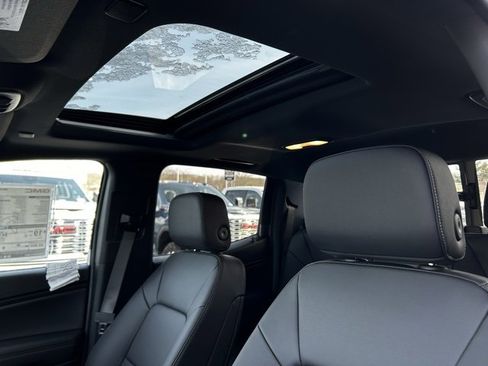 New 2026 GMC Canyon Elevation w/ Convenience Package image 25