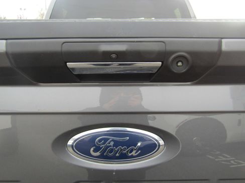 Used 2021 Ford F150 XLT w/ XTR Package image 17