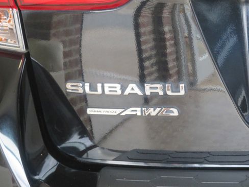 Used 2018 Subaru Crosstrek 2.0i Limited image 65