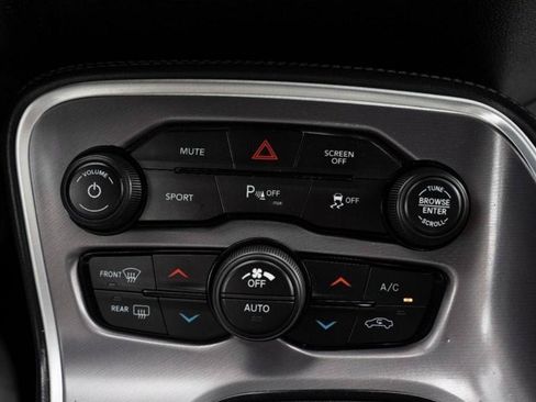Used 2019 Dodge Challenger GT w/ Blacktop Package AWD/4WD image 10
