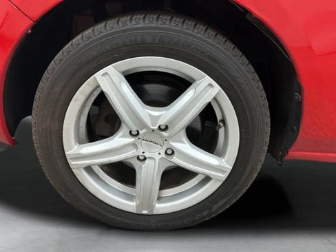 Used 2012 MAZDA MAZDA2 Sport FWD image 27