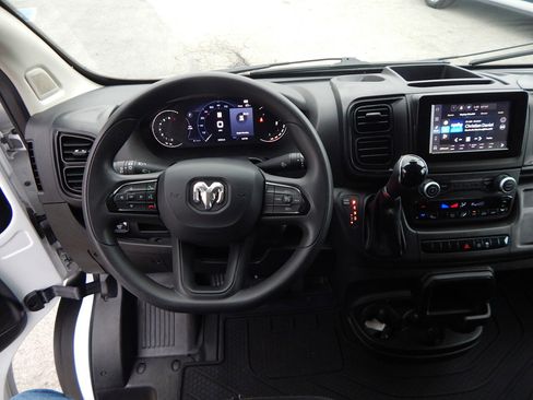 Used 2023 RAM ProMaster 2500 image 24