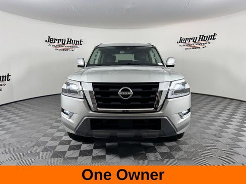 Used 2024 Nissan Armada SL w/ Captain's Chairs Package image 5
