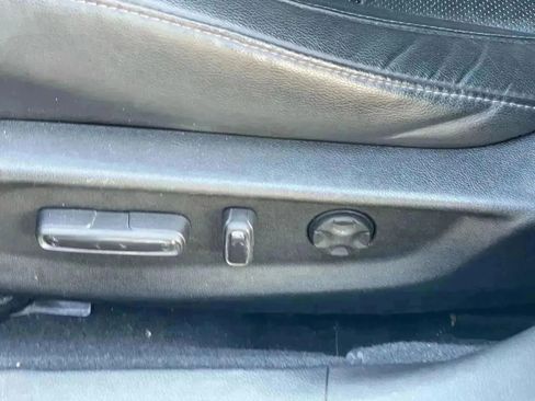 Used 2018 Honda Accord EX-L image 18