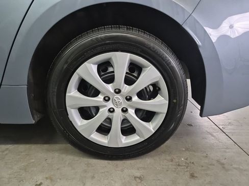 Used 2023 Toyota Corolla LE image 9