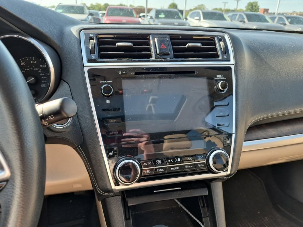 Used 2019 Subaru Outback 2.5i Limited AWD/4WD image 13