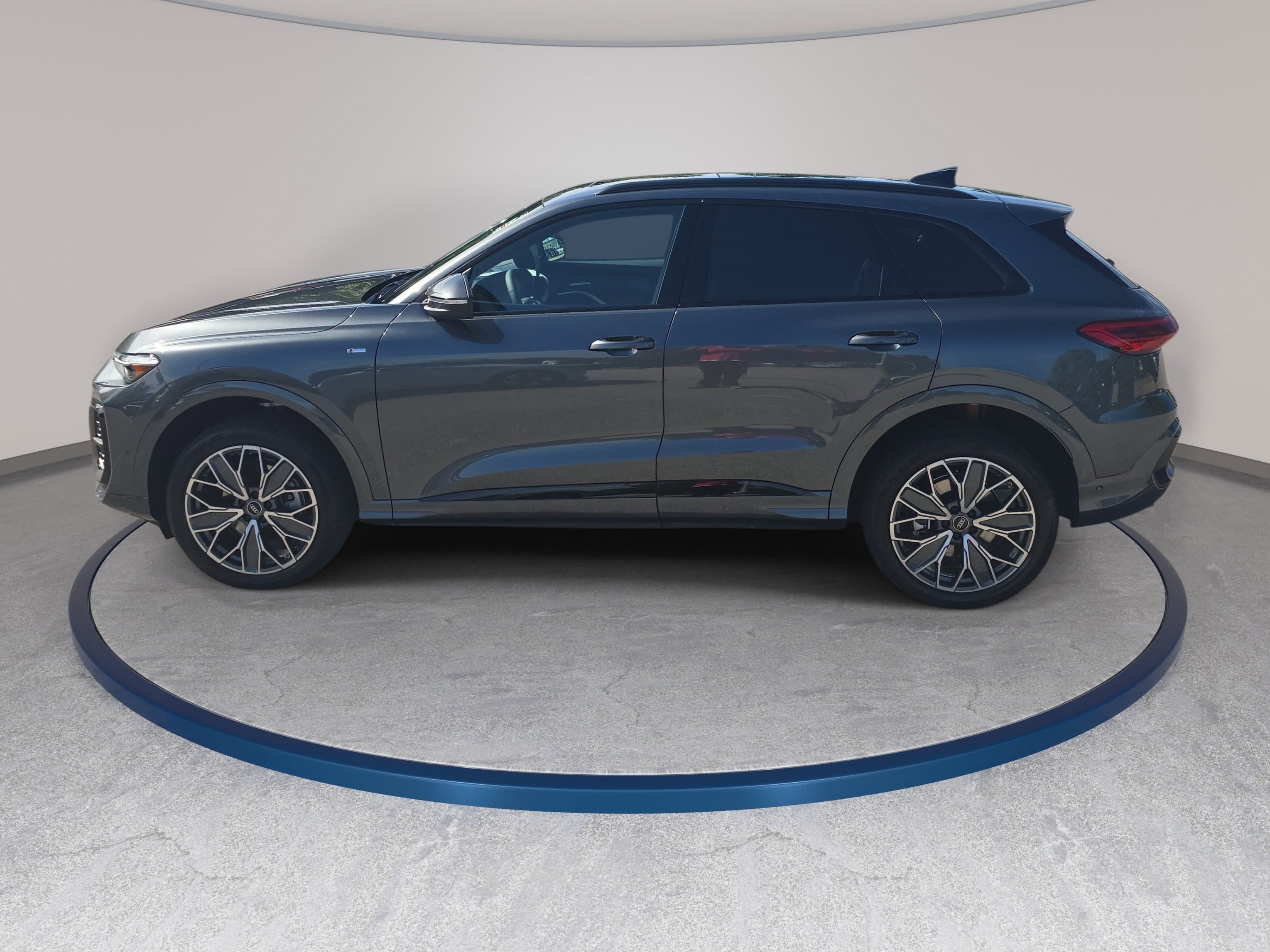 New 2026 Audi Q5 Premium Plus AWD/4WD image 8