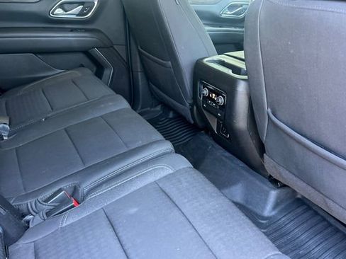 Used 2024 Chevrolet Tahoe LS RWD image 19