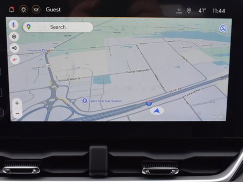 New 2026 Chevrolet Equinox LT w/ Convenience Package II image 26