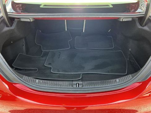 Used 2018 Mercedes-Benz C 300 Sedan w/ Premium Package image 5