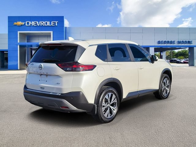 Used 2023 Nissan Rogue SV FWD image 4