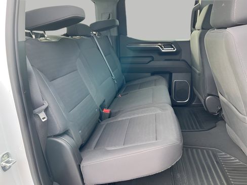 Used 2023 Chevrolet Silverado 1500 LT image 31