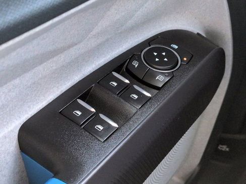 Used 2025 Ford Maverick XLT w/ Equipment Group 302A AWD/4WD image 21