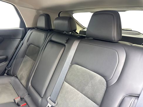 Used 2024 Nissan Ariya AWD image 35